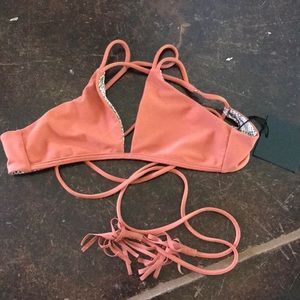 BNWT Acacia swimwear Okinawa top peach small